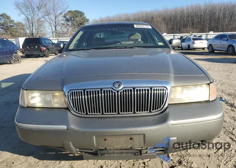 2000 Mercury Grand Marquis Gs z USA, uszkodzony, nr VIN 2MEFM74W5YX653134